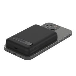 Belkin BPD004BTBK BoostCharge Magnetic Wireless 5000mAh PowerBank + Stand Black