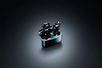 Razer Hammerhead V3 HyperSpeed Wireless Bluetooth Multi-Platform ANC Gaming Headset Black