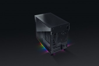 Razer Tomahawk Mini-ITX Tempered Glass Black