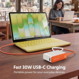 Targus HyperJuice Flex 10K Mini 30W 10000mAh PowerBank Vermilion Orange
